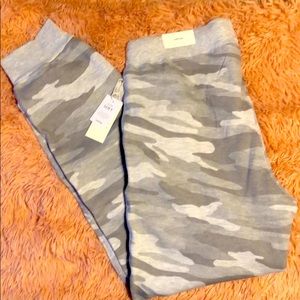 BNWT Grey Camo Joggers